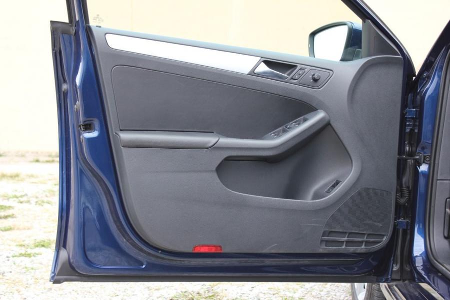  Volkswagen Jetta TDi 2011 года  (фото 111 из 120)